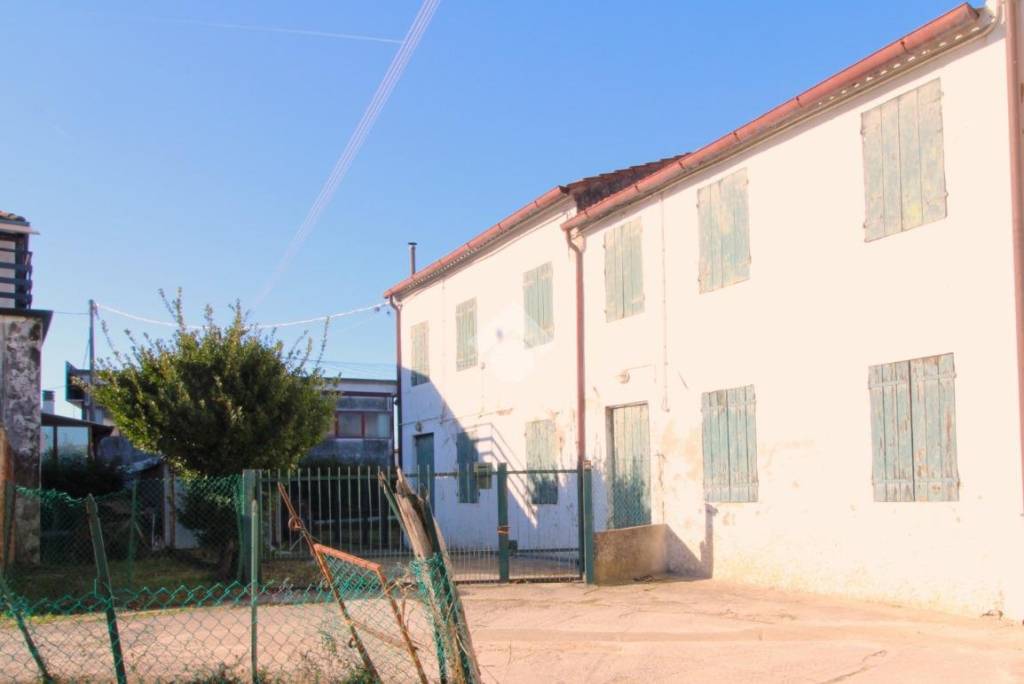 casa indipendente in vendita a Monselice in zona Marendole