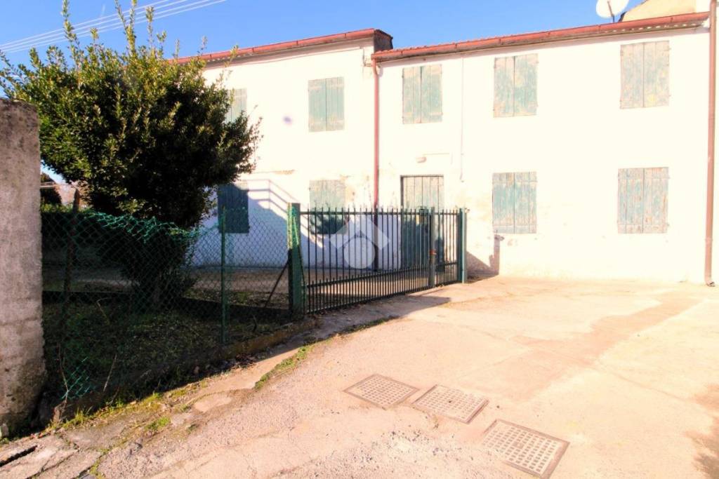 casa indipendente in vendita a Monselice in zona Marendole