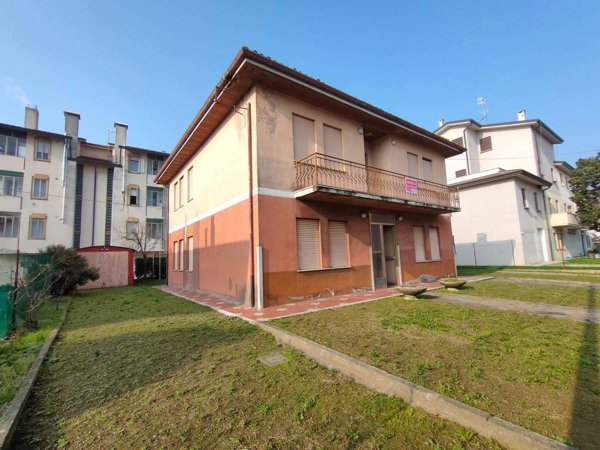 casa indipendente in vendita a Monselice