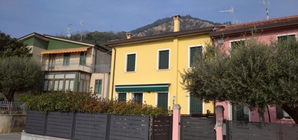 casa indipendente in vendita a Monselice