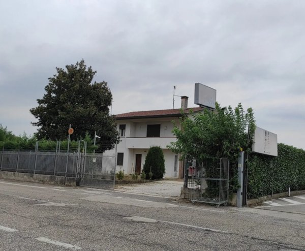 casa indipendente in vendita a Monselice