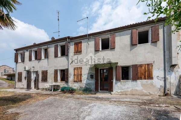 casa indipendente in vendita a Monselice