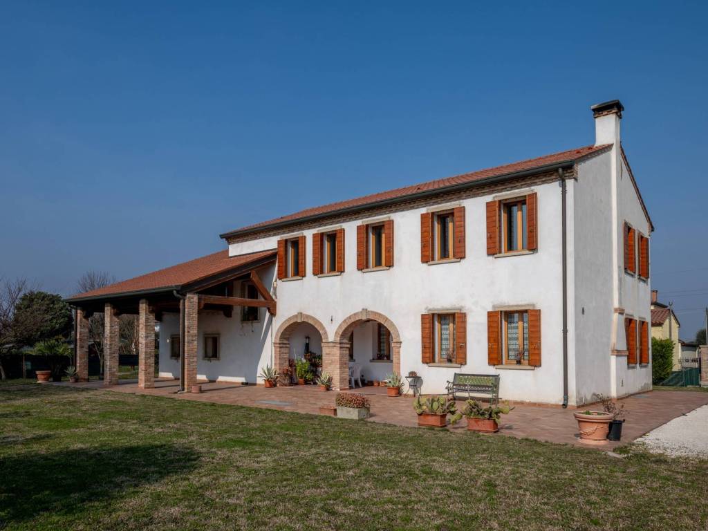 casa indipendente in vendita a Monselice