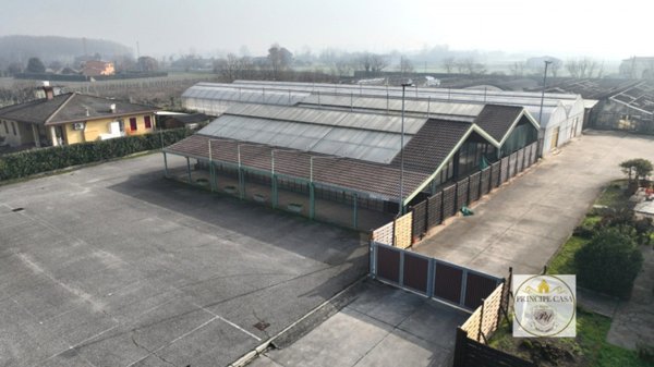 locale di sgombero in vendita a Monselice