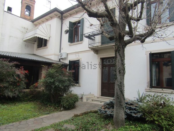 casa indipendente in vendita a Monselice