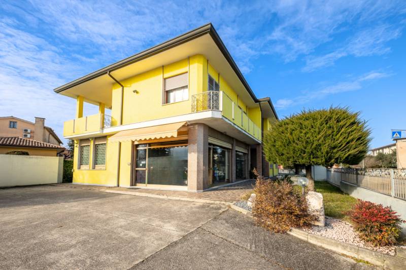 casa indipendente in vendita a Monselice