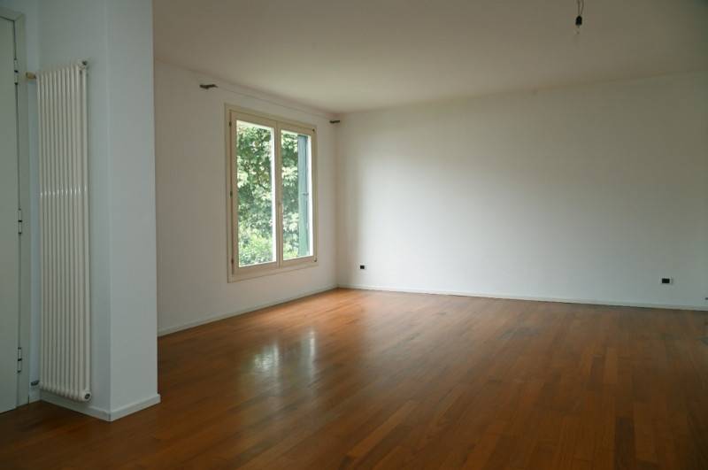 casa indipendente in vendita a Monselice