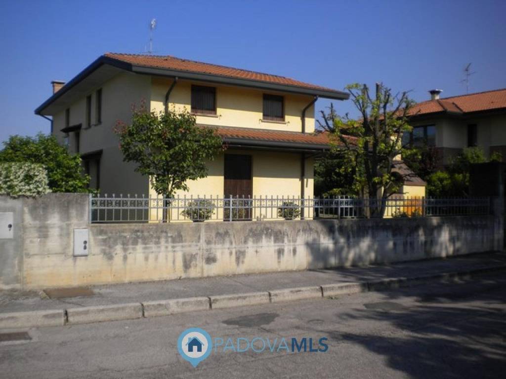 casa indipendente in vendita a Monselice