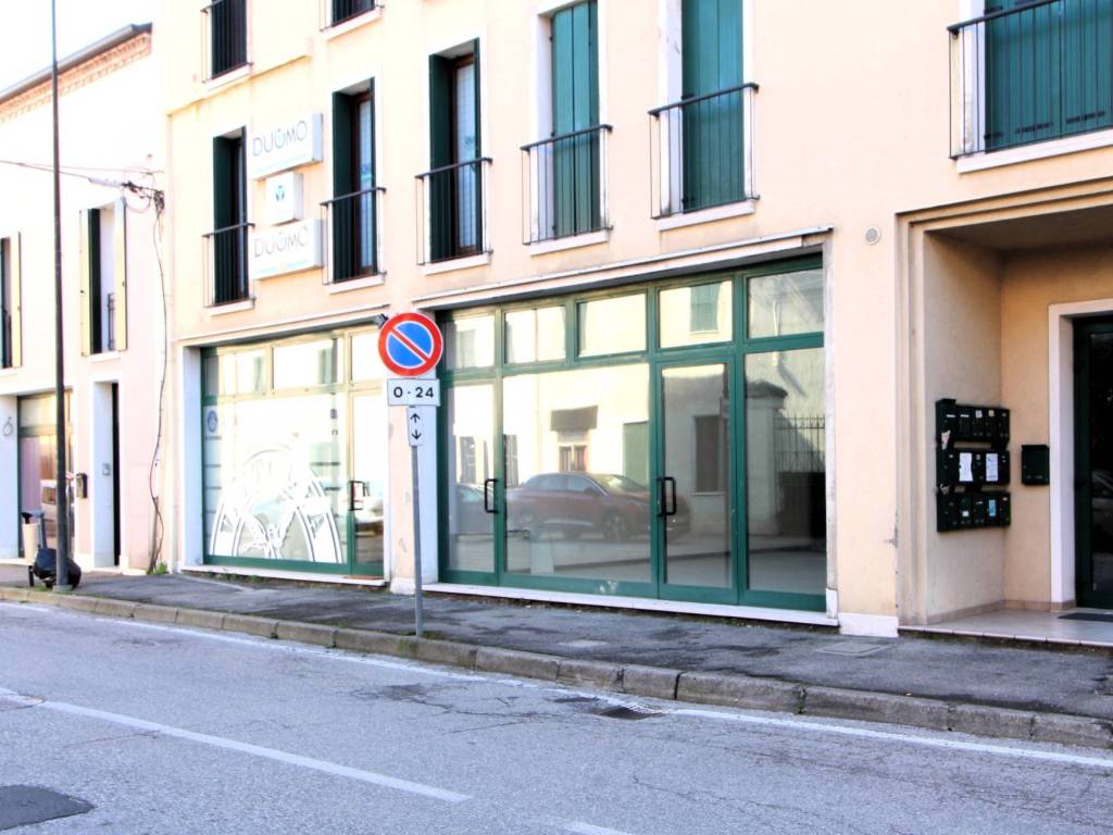 negozio in vendita a Monselice