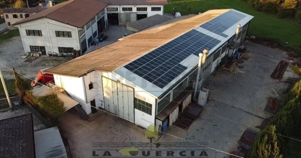 locale commerciale in vendita a Monselice