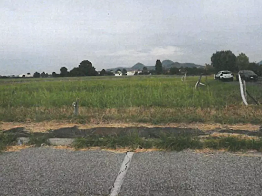 terreno edificabile in vendita a Monselice in zona Ca' Oddo