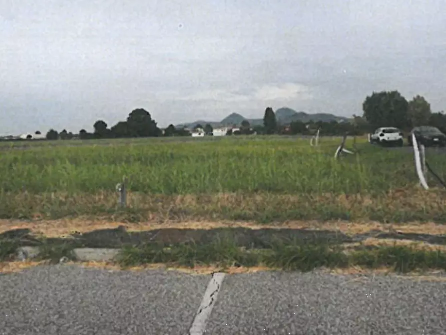 terreno edificabile in vendita a Monselice in zona Ca' Oddo