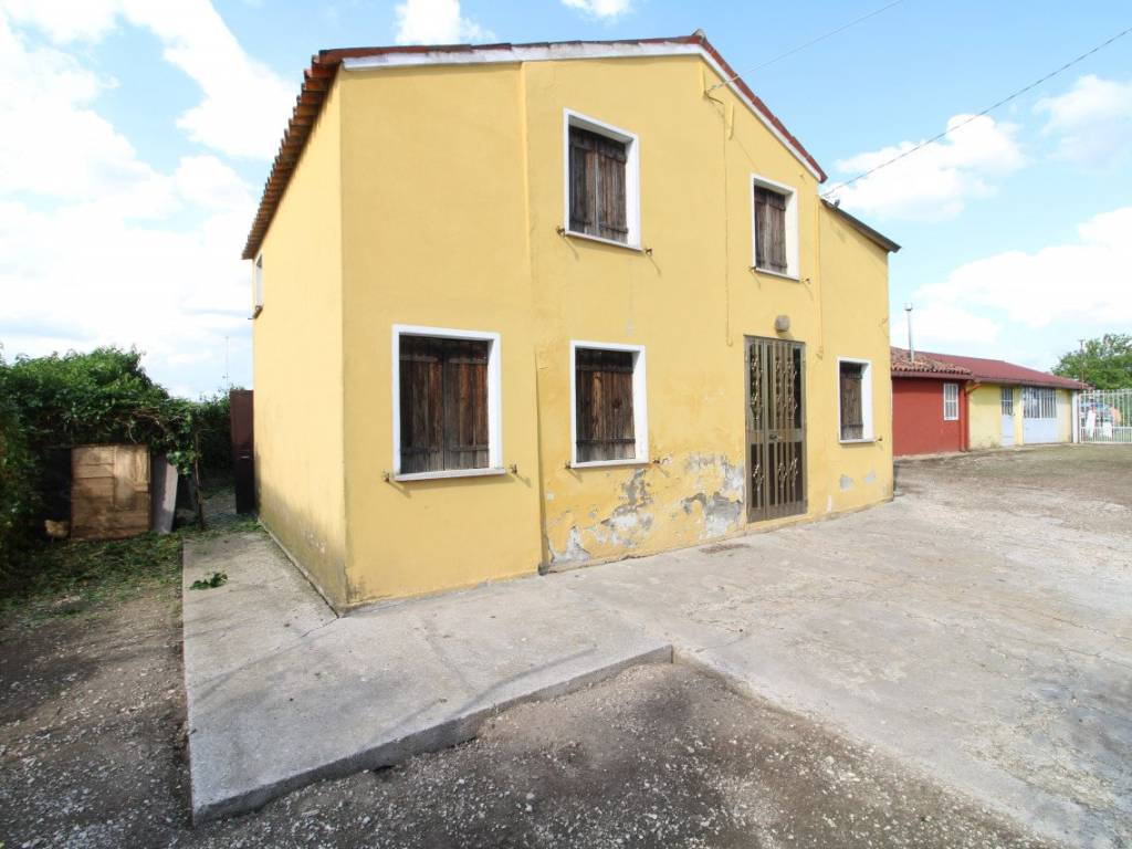 casa indipendente in vendita a Monselice in zona Ca' Oddo