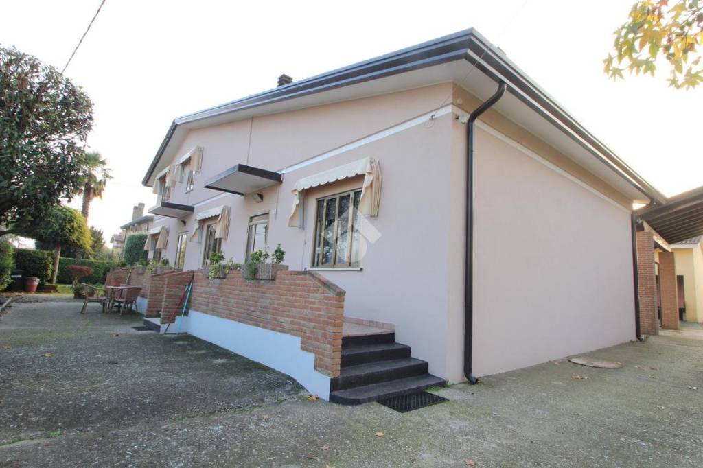 casa indipendente in vendita a Monselice in zona San Bortolo