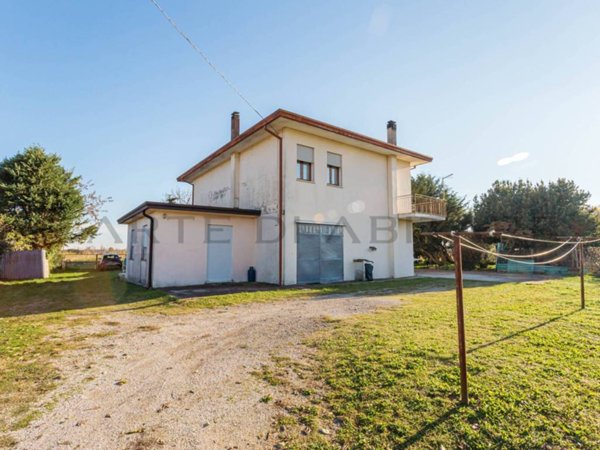 casa indipendente in vendita a Monselice in zona Monticelli