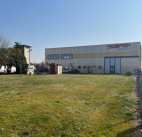 locale commerciale in vendita a Monselice in zona Marendole