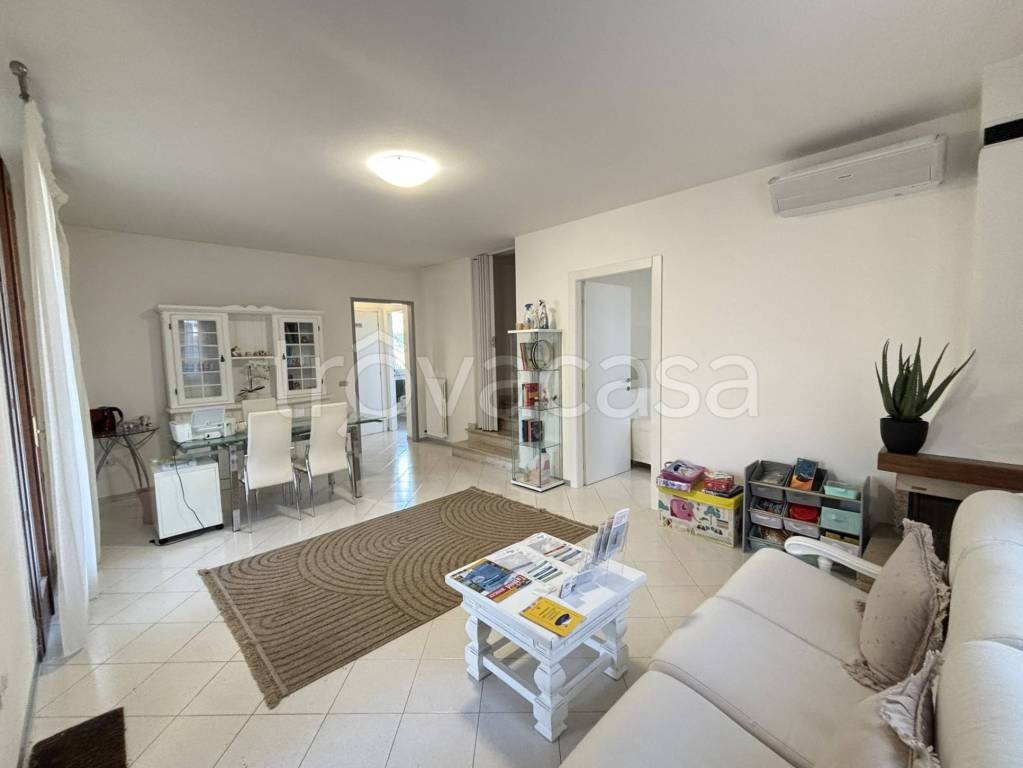 casa indipendente in vendita a Monselice