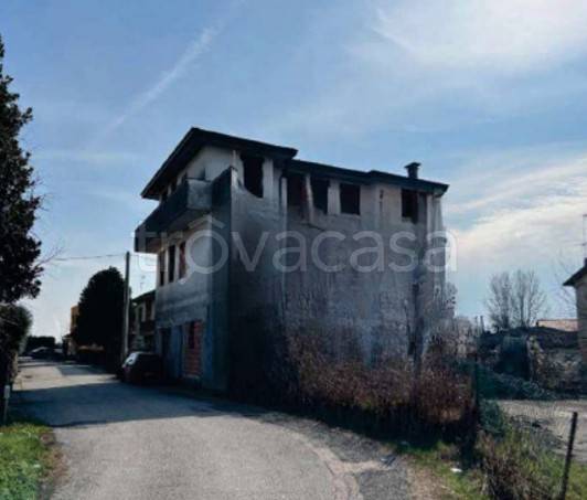 quadrivano in vendita a Monselice