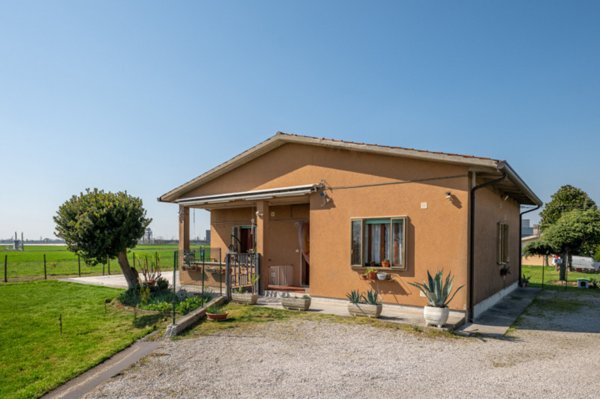 casa indipendente in vendita a Monselice