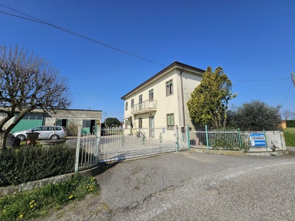 casa indipendente in vendita a Monselice