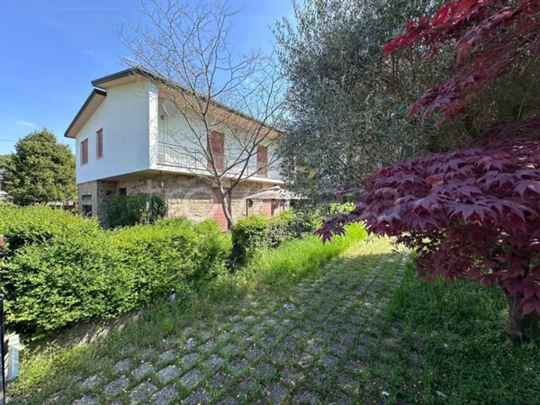 casa indipendente in vendita a Monselice