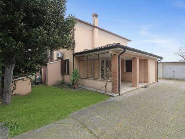 casa indipendente in vendita a Monselice