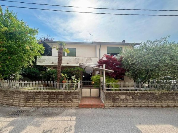 casa indipendente in vendita a Monselice