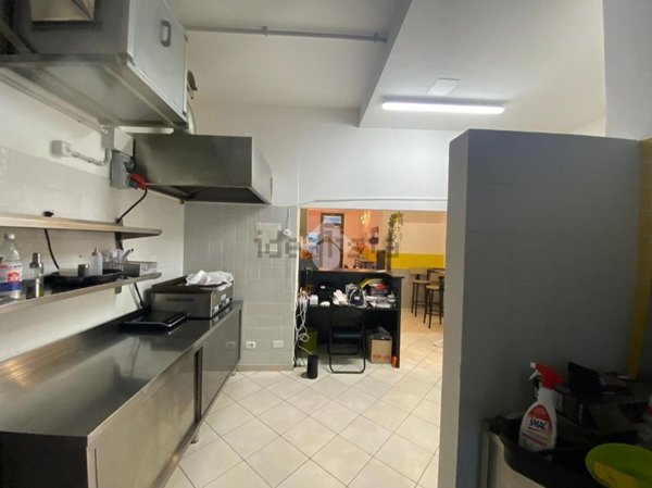 locale commerciale in vendita a Monselice