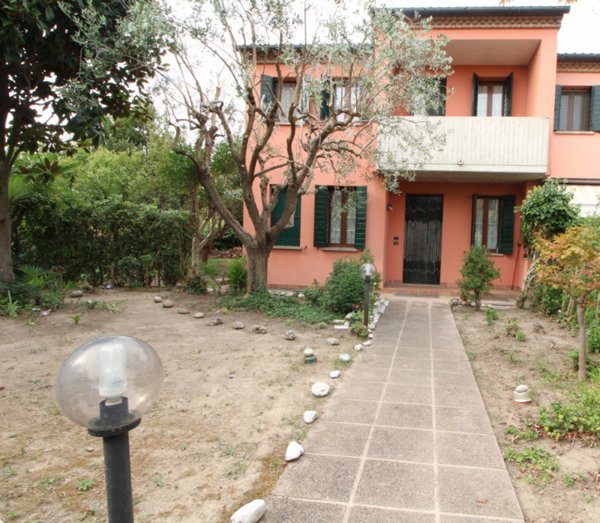 casa indipendente in vendita a Monselice