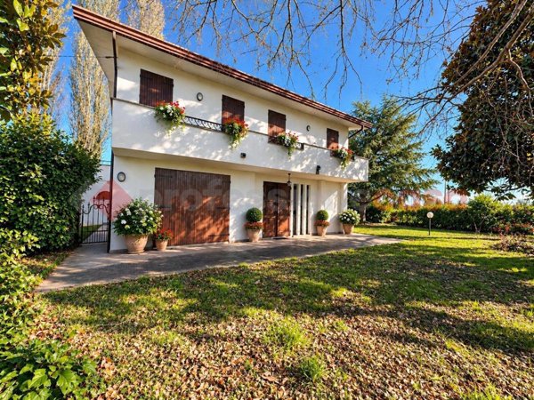 casa indipendente in vendita a Monselice
