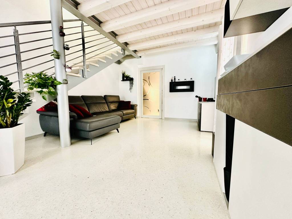 casa indipendente in vendita a Monselice