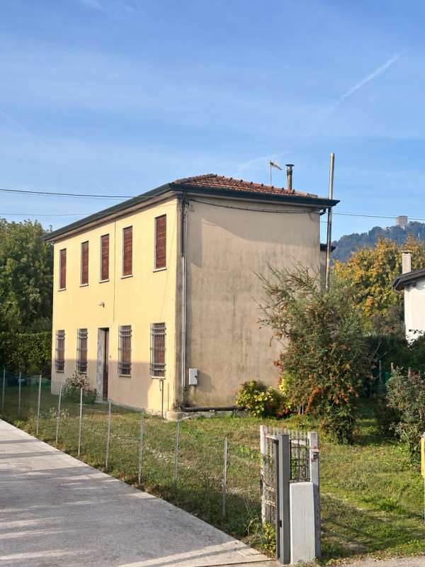 casa indipendente in vendita a Monselice