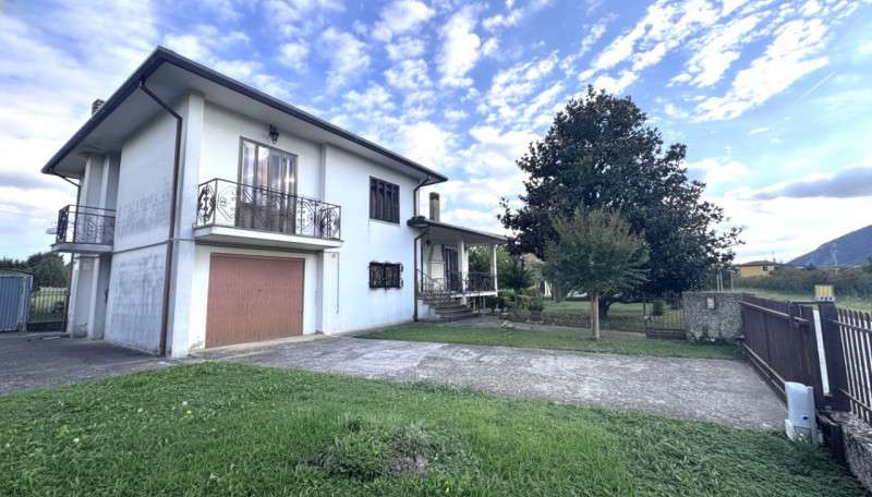 casa indipendente in vendita a Monselice in zona Monticelli