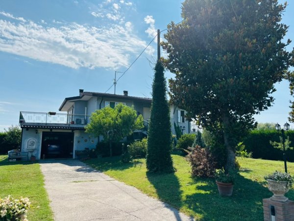 casa indipendente in vendita a Montagnana in zona Borgo San Marco