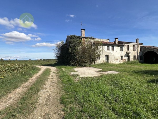 quadrivano in vendita a Montagnana