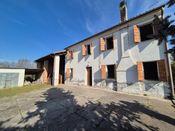 casa indipendente in vendita a Montagnana in zona Borgo San Marco