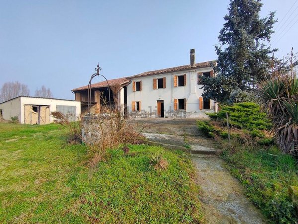 casa indipendente in vendita a Montagnana in zona Borgo San Marco