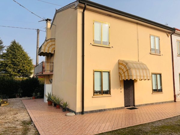 casa indipendente in vendita a Montagnana