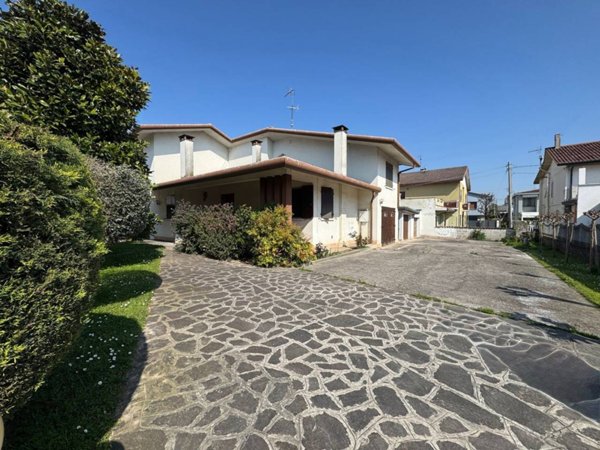 casa indipendente in vendita a Montagnana