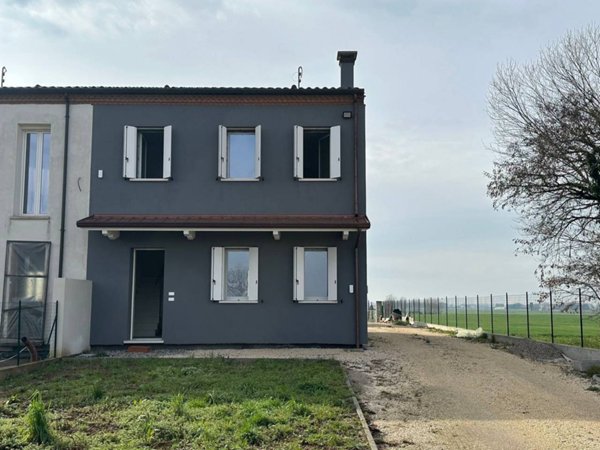 casa indipendente in vendita a Montagnana