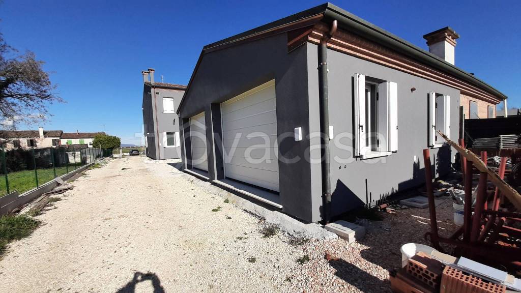 casa indipendente in vendita a Montagnana in zona Borgo San Marco