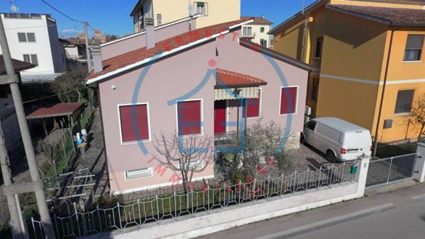 casa indipendente in vendita a Montagnana