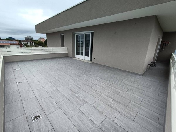 intera palazzina in vendita a Montegrotto Terme