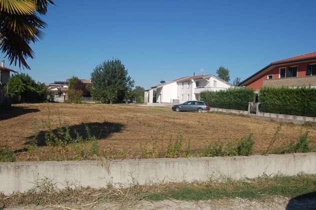 terreno edificabile in vendita a Montegrotto Terme