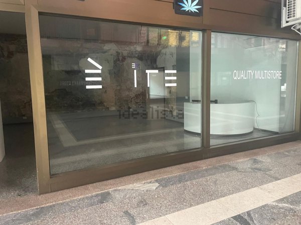 negozio in vendita a Montegrotto Terme