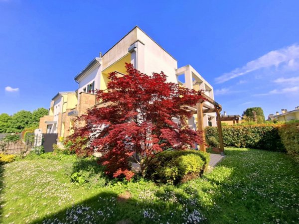 casa indipendente in vendita a Montegrotto Terme