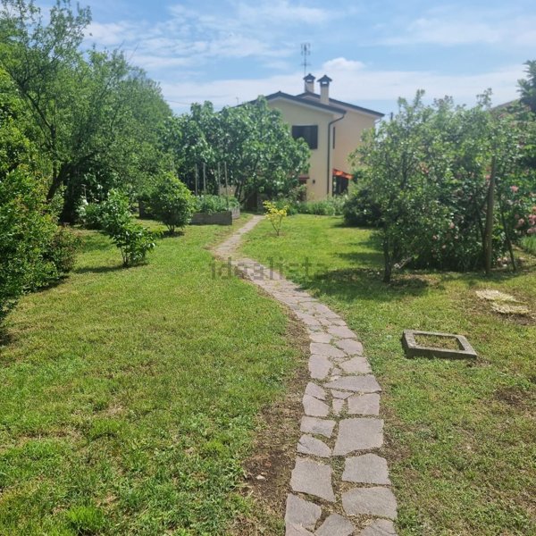 casa semindipendente in vendita a Montegrotto Terme in zona Turri