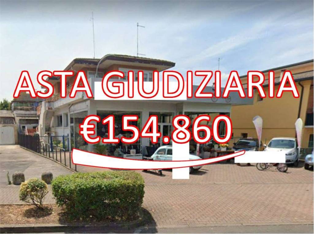 locale commerciale in vendita a Montegrotto Terme