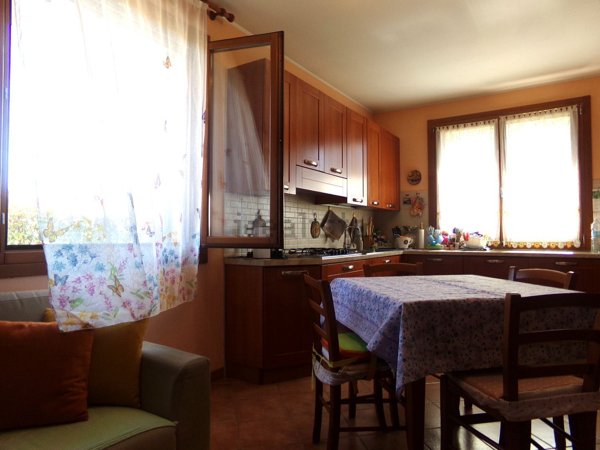 casa indipendente in vendita a Montegrotto Terme