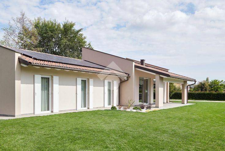 casa indipendente in vendita a Montegrotto Terme